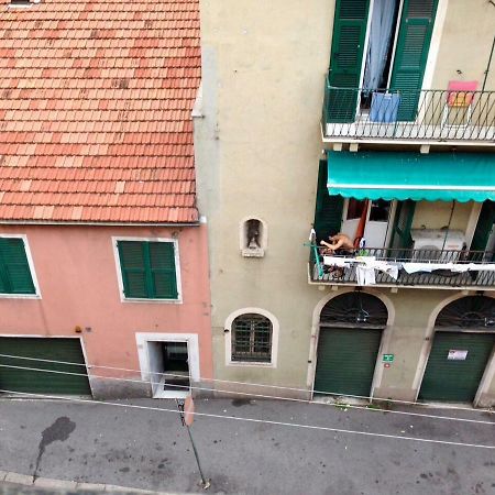 Una Stanza In Un Appartamento Генуя Екстер'єр фото